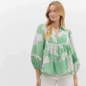 Entro Mint Green Floral Print Top Size M